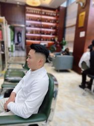 -尼特斯男士发型馆