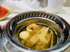 -龍歌自助小火锅(市南金茂湾店)