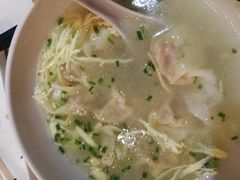 鲜肉小馄饨-东泰祥生煎馆(重庆北路店)