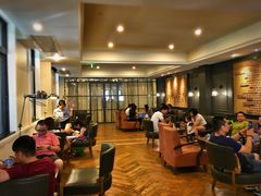 大堂-星巴克臻选(广州沙面店)