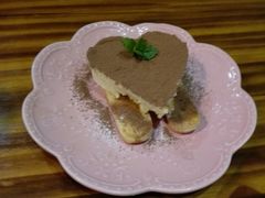 -Rabbit Cafe私房西餐甜点咖啡(栖霞路店)