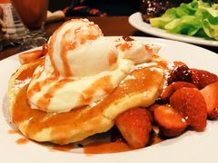 -Pancakes on the rocks(Darling Harbour)
