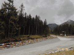 -硗碛藏寨·神木垒景区