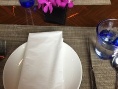 -YUE·6·西式融合餐厅(外滩六号店)