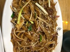 金牌干炒牛河-粤色·老广州茶餐厅(河南商会大厦店)