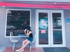 -Winchell's Donuts House
