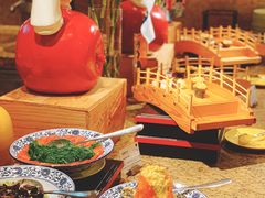-华邑酒店·鲜艳全日自助餐厅