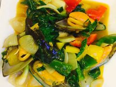 -J Daeng Seafood