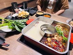 泼辣牛蛙火锅-新辣道鱼火锅(世纪金源购物中心店)
