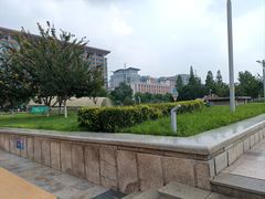 -泉城广场