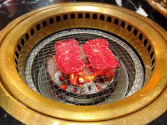 -山川小町·极番烧肉(新地假日广场店)