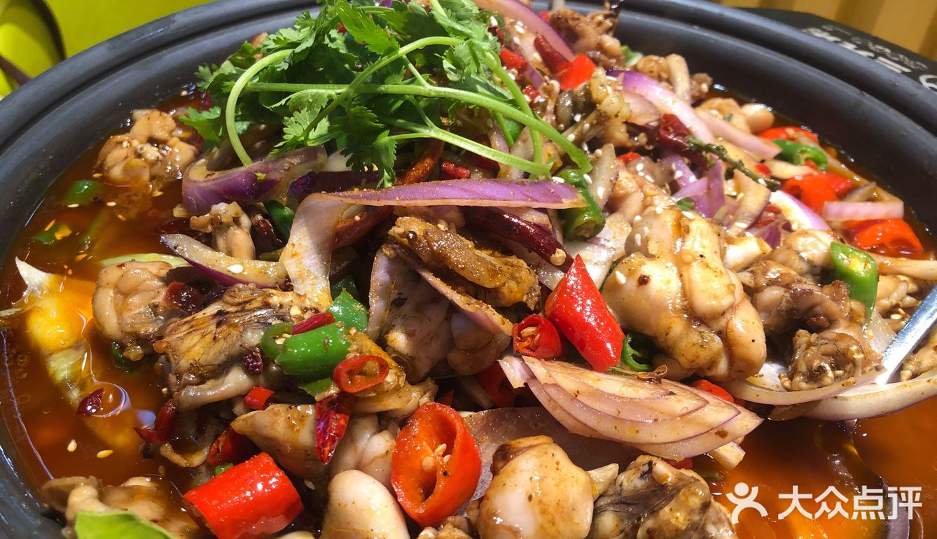 上饶美食|万力时代白魚赤乌美食广场