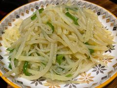 -乡土特色.冷锅鱼.牦牛肉汤锅