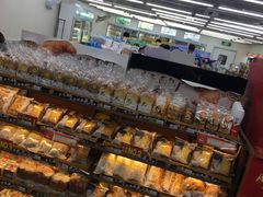 -全家便利店(莲花池东路店)