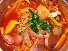 -成都你六姐·牛肉冒菜(城市集市合生汇店)