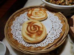 摩登粑粑-蔼若春.传承云南菜(金碧公园店)