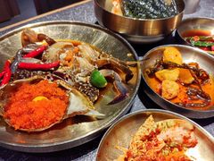 -草家酱蟹炭火烤肉店(珲春南路二店)