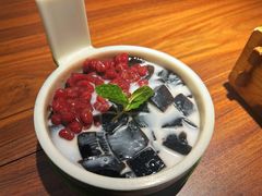 红豆椰汁龟苓膏-西关味(大卫城店)