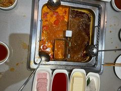 -海底捞火锅(新松江路店)