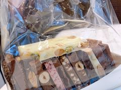 -Laderach 莱德拉(上海环贸iapm店)