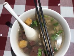 -苓记南京鸭血粉丝.皮肚面(县东巷店)