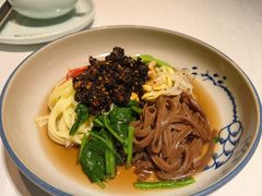 -江城小馆陕南妈妈菜·全球旅行餐厅(钟楼店)