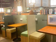 -花神咖啡馆(文汇路店)