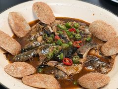 红烧杂鱼贴饼-张鸟园农家乐(张鸟园店)