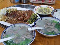 -明姨仔潮汕美食·碳炉猪脚·汕尾牛腩饭·起片鸡煲(起义路店)