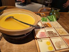 -云海肴·汽锅鸡·云南代表菜(浦江欢乐颂店)