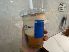 奶昔·缤纷饼干伯爵-CHARLIETOWN红茶公司(南京万象天地店)