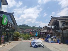 -茅台镇网红溶洞餐厅·茅帮菜馆