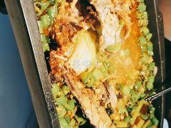 -江边城外烤全鱼(世茂广场店)