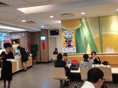 -麦当劳(轻轨曹杨路店)