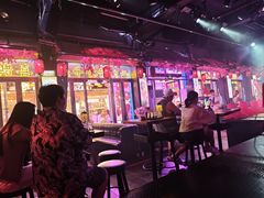 -喜鹊音乐酒馆(西街店)