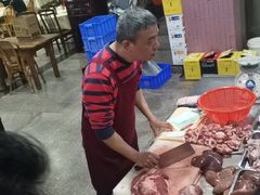 -标记美食新鲜猪杂(兴南大道店)