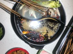 -钢管厂五区小郡肝串串香(奥克斯广场锦城万达店)