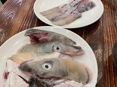 脆肉鲩鱼头-正能量脆肉鲩火锅