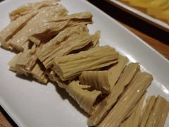 -茸梅路右拐龙虾-农家菜(松江店)