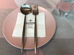 餐具摆设-BossBabe亲子餐厅(金光华广场店)