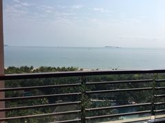 -三亚湾海居铂尔曼度假酒店