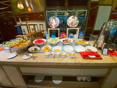 -大中华希尔顿酒店-念自助餐·嗨啤·小龙虾