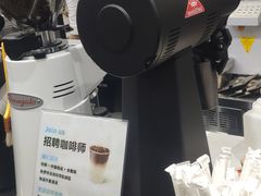 -便利蜂(河东区十一经路68号店)