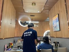 -围炉肉舍•炭烤活鳗•丹东海鲜烤肉(步行街店)