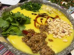 -香巴拉云南餐厅(华莱坞店)