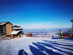 -中旅松花湖滑雪场