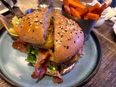 摩天牛肉汉堡-bluefrog蓝蛙(石家庄欢乐汇店)