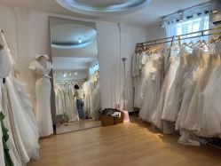 -巴黎婚纱摄影工作室