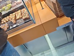 -罗森尼娜(德思勤店)