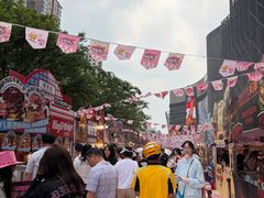 -虹桥艺术中心